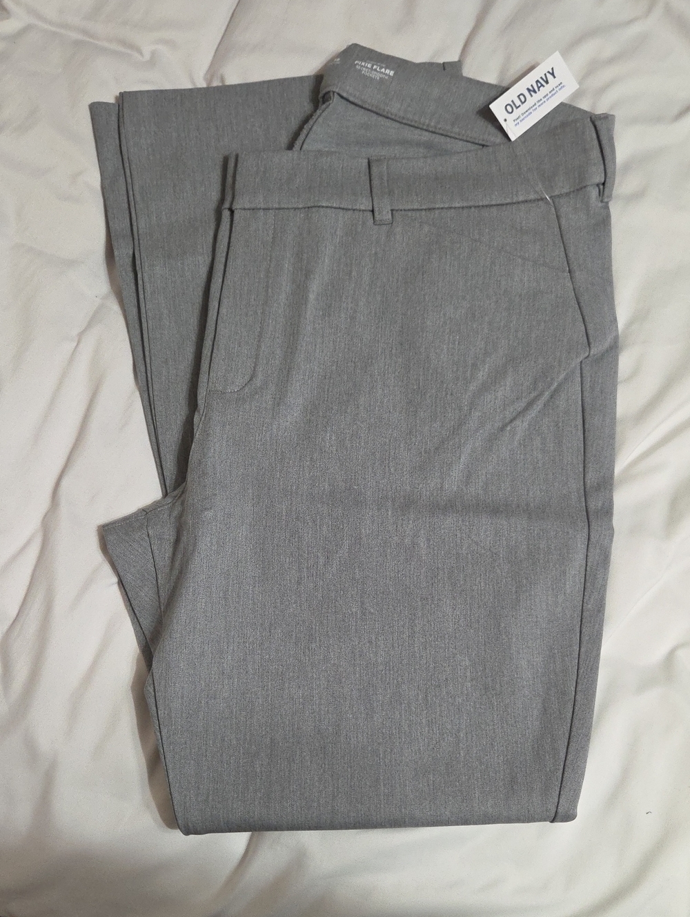 Old Navy Women's Light Gray Pixie Flare Pants